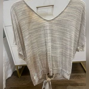 Lazy Sundays top with bow/open back, size large